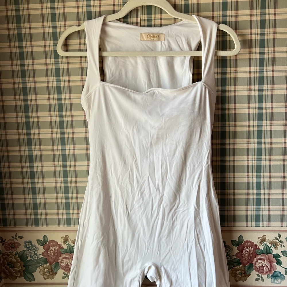 White double lined bodysuit